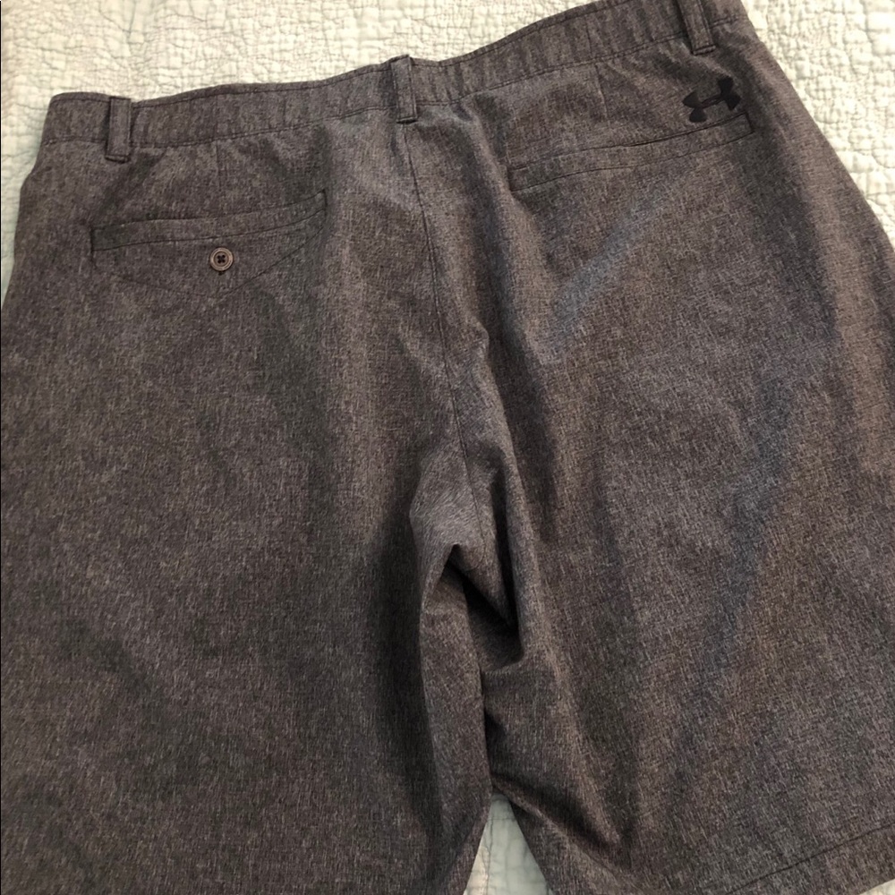 Men’s Under Armour Heat heat shorts 38 loose fit